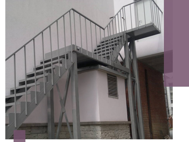 Монтаж пожарных лестниц под ключ в Новосибирске с гарантией качества