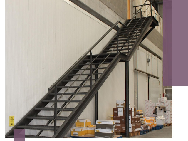 Лестницы для производства в Новосибирске — изготовление и монтаж