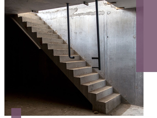 Изготовление и монтаж лестниц в подвале в Новосибирске