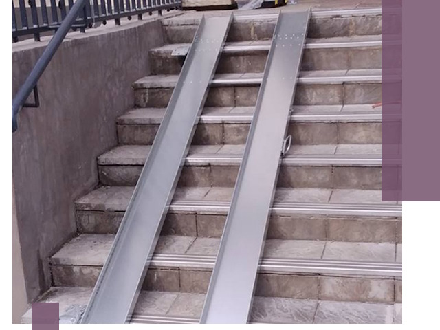 Демонтаж откидных пандусов профессионально в Новосибирске