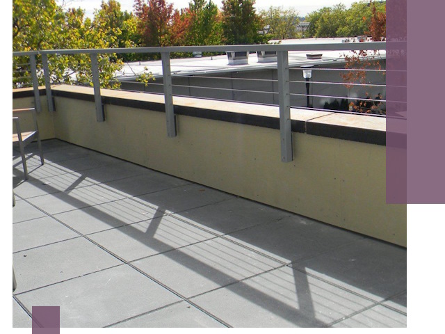 Металлические парапеты под ключ в Новосибирске: монтаж и изготовление