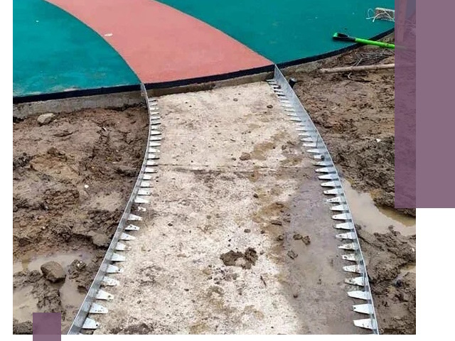 Металлические бордюры для дорожек в Новосибирске — монтаж и изготовление