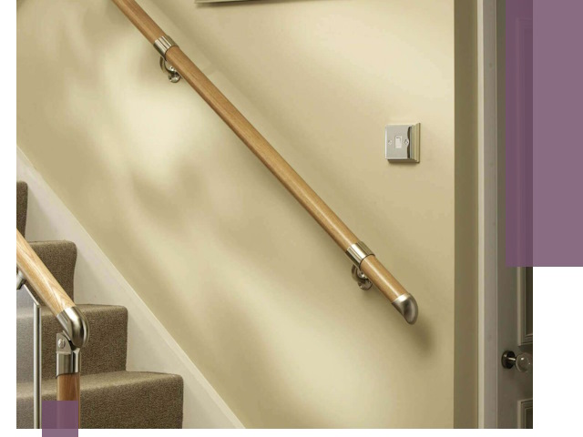 Монтаж пристенных поручней профессионально в Новосибирске